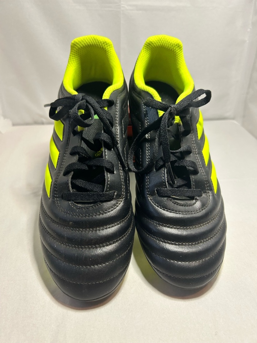 CCO: Adidas sz:5.5 Kids Black & Neon Yellow Soccer Sneakers